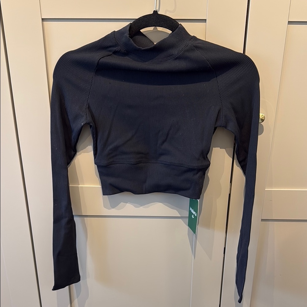 Women's Black Long Sleeve activewear Top